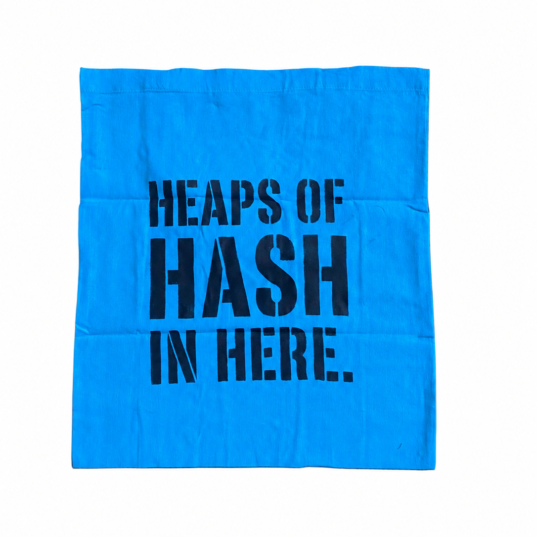 HEAPS OF **** IN HERE TOTE BAG